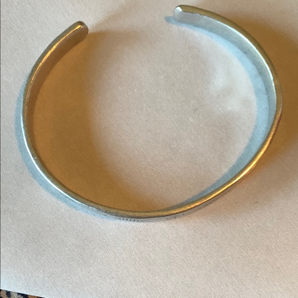 Silver Fish Patterned Bracelet - Picture 2 of 5